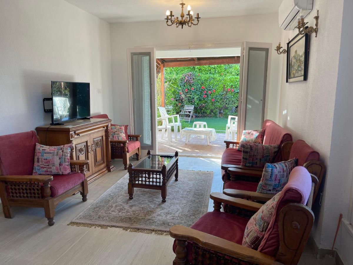 Cheerful Fully Furnished 3 Bedroom Villa In North Coast Dawwar Aba Mahrus Exteriör bild
